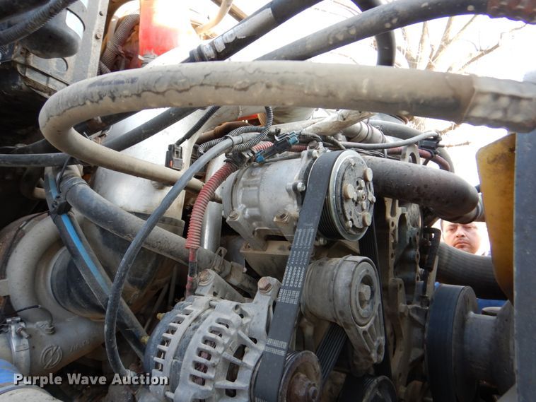 image for item DN7266 2007 Sterling L9500  dump truck