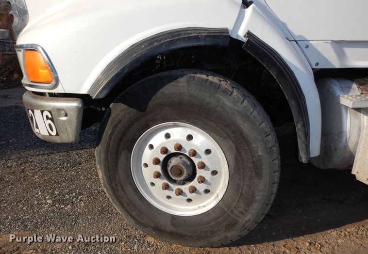 image for item DN7266 2007 Sterling L9500  dump truck