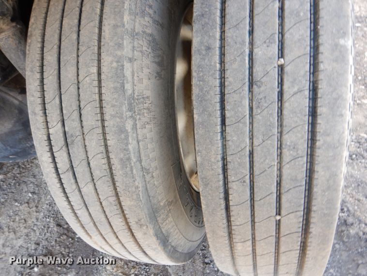 image for item DN7266 2007 Sterling L9500  dump truck