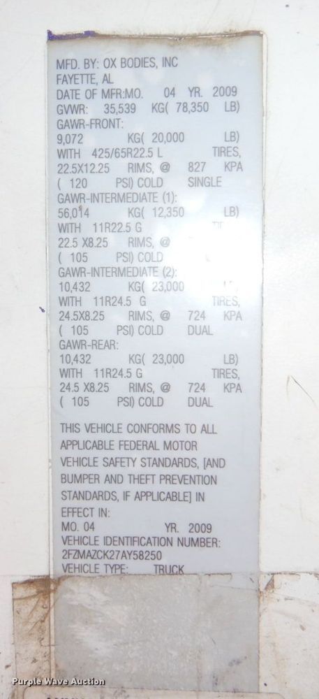 image for item DN7266 2007 Sterling L9500  dump truck