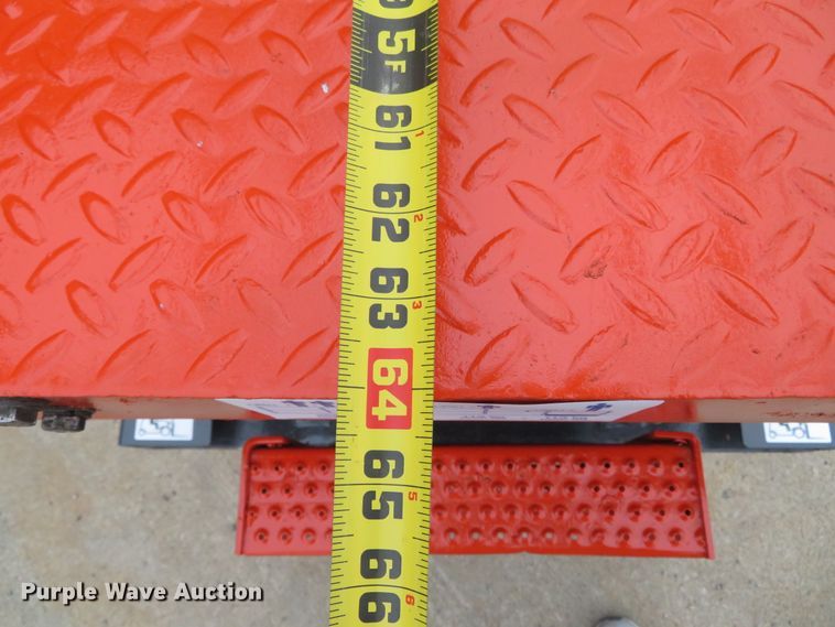 image for item DN7926 1995 Skyjack SJM3219  scissor lift