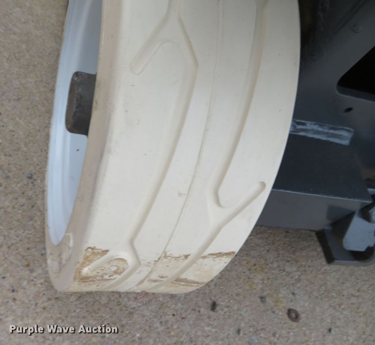 image for item DN7926 1995 Skyjack SJM3219  scissor lift