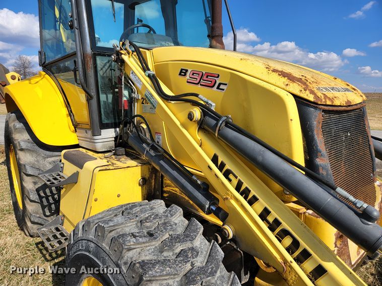 image for item HK9301 2012 New Holland B95C  backhoe