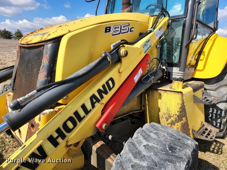 image for item HK9301 2012 New Holland B95C  backhoe