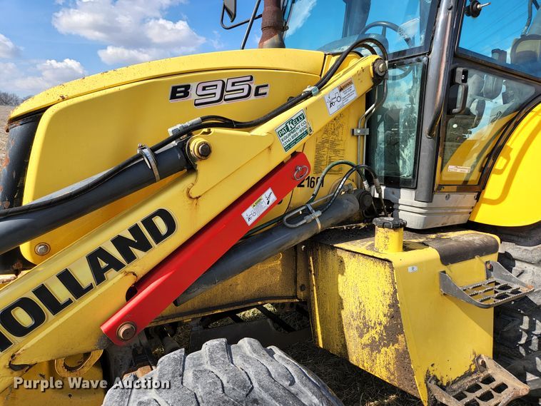 image for item HK9301 2012 New Holland B95C  backhoe