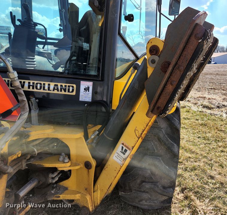 image for item HK9301 2012 New Holland B95C  backhoe