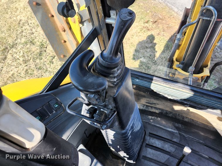 image for item HK9301 2012 New Holland B95C  backhoe