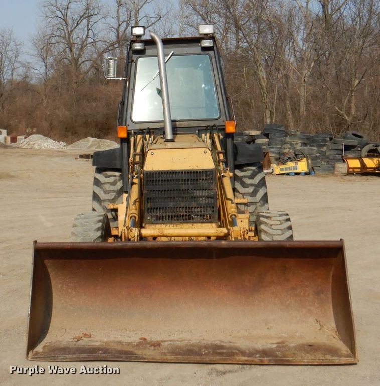 image for item HK9309 1993 Ford 555D  landscape tractor