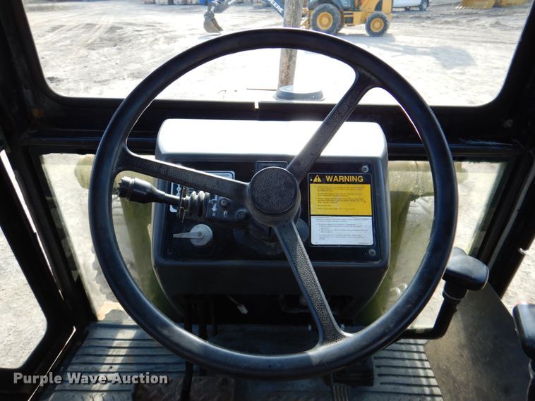 image for item HK9309 1993 Ford 555D  landscape tractor