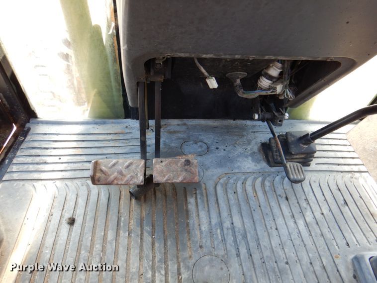 image for item HK9309 1993 Ford 555D  landscape tractor