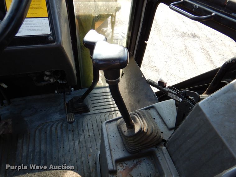 image for item HK9309 1993 Ford 555D  landscape tractor