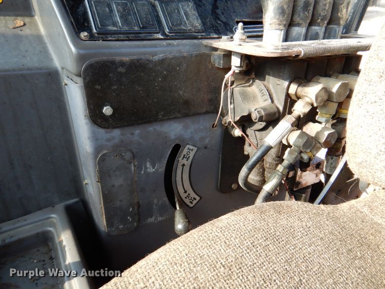 image for item HK9309 1993 Ford 555D  landscape tractor