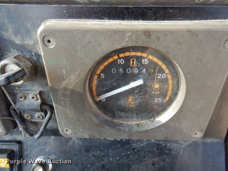 image for item HK9309 1993 Ford 555D  landscape tractor