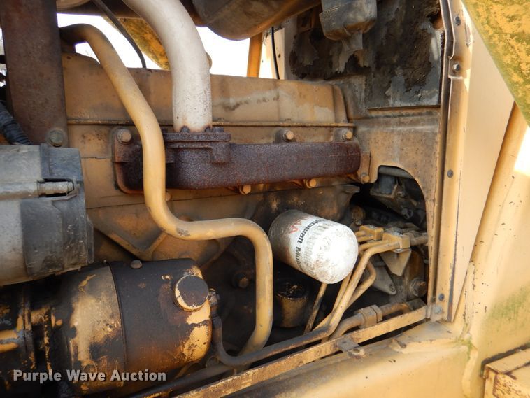 image for item HK9309 1993 Ford 555D  landscape tractor