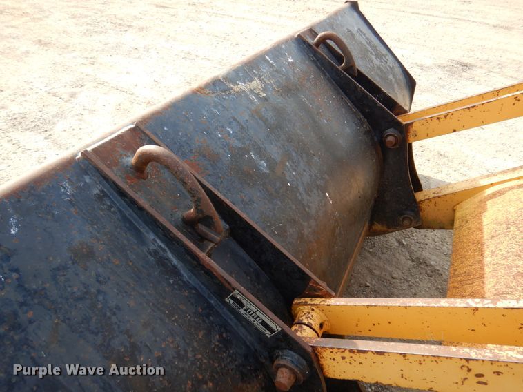 image for item HK9309 1993 Ford 555D  landscape tractor