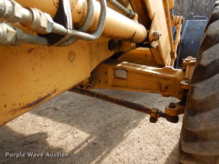 image for item HK9309 1993 Ford 555D  landscape tractor