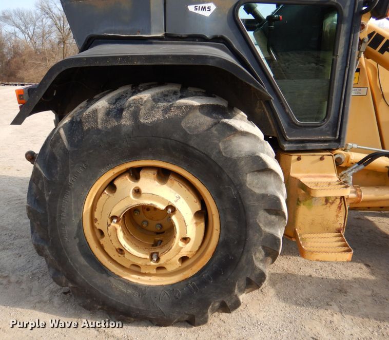 image for item HK9309 1993 Ford 555D  landscape tractor