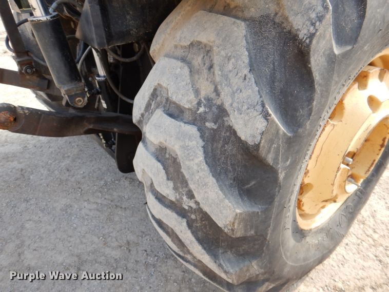 image for item HK9309 1993 Ford 555D  landscape tractor