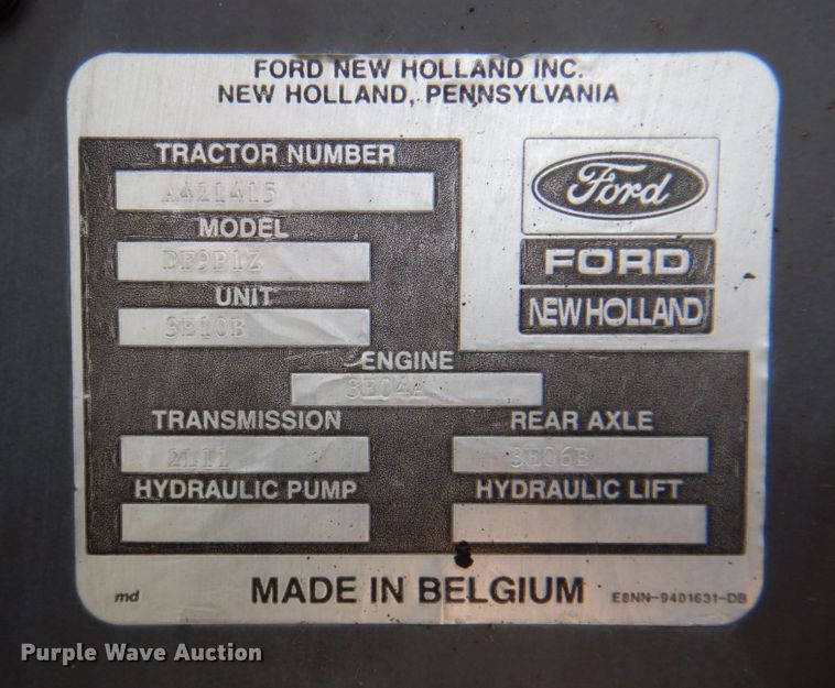 image for item HK9309 1993 Ford 555D  landscape tractor