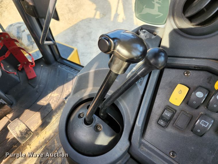 image for item HK9310 2007 John Deere 310SJ  backhoe