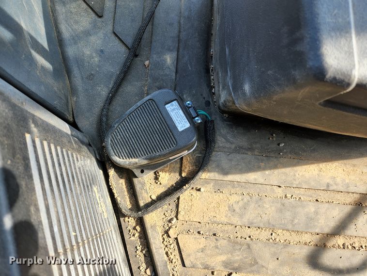 image for item HK9310 2007 John Deere 310SJ  backhoe