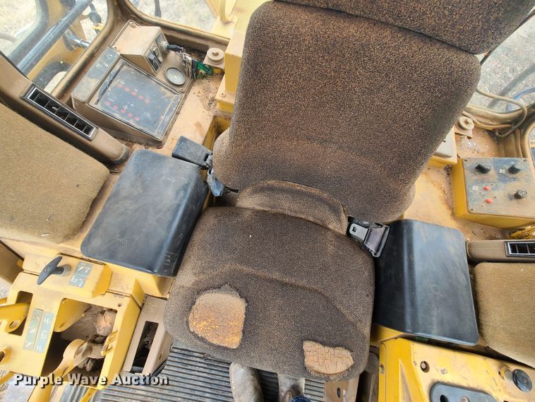 image for item IF9344 1994 Caterpillar 953B  track loader