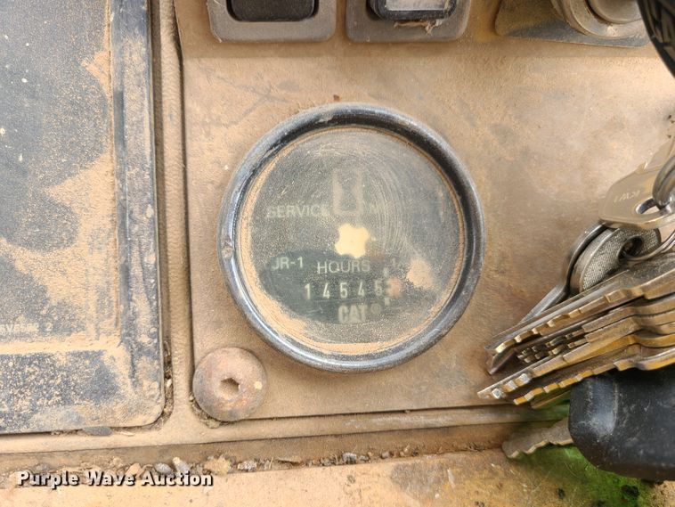 image for item IF9344 1994 Caterpillar 953B  track loader