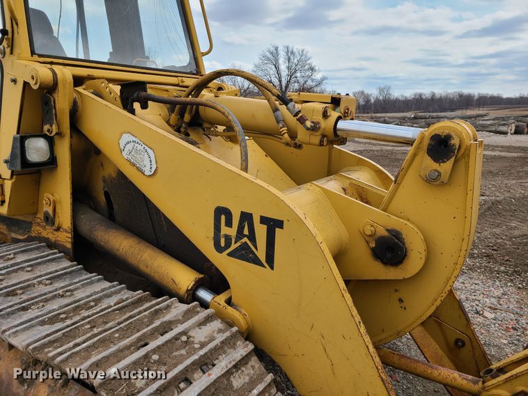 image for item IF9344 1994 Caterpillar 953B  track loader