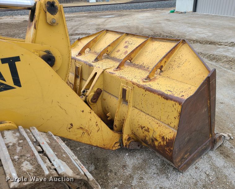 image for item IF9344 1994 Caterpillar 953B  track loader