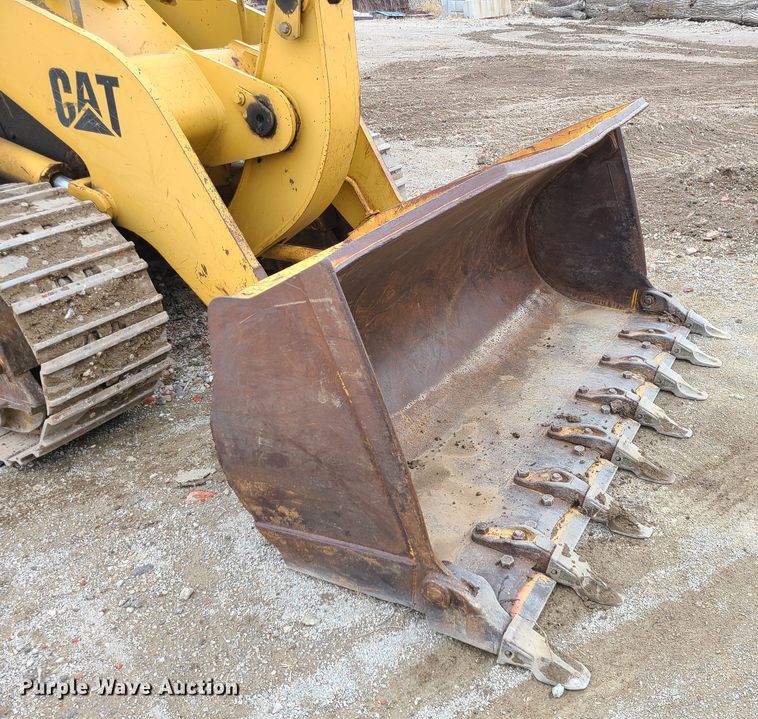 image for item IF9344 1994 Caterpillar 953B  track loader