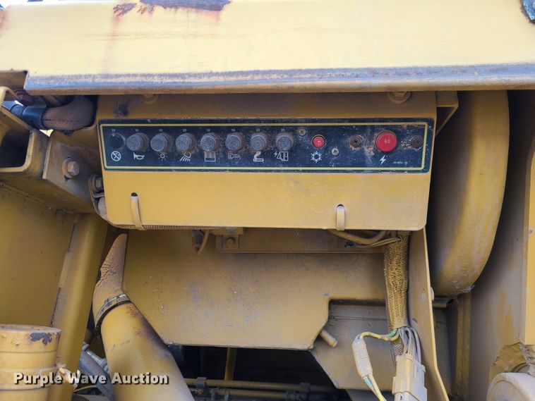 image for item IF9344 1994 Caterpillar 953B  track loader