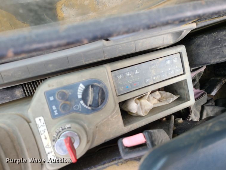 image for item IF9345 John Deere 450  excavator