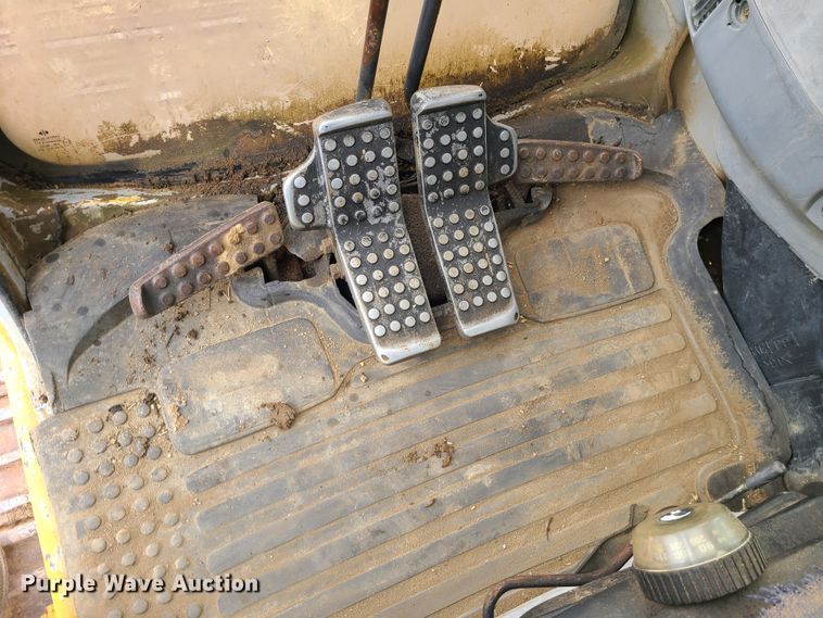 image for item IF9345 John Deere 450  excavator