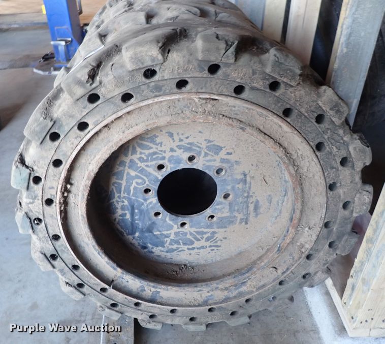 image for item IH9639 (5) skid steer tires and wheels