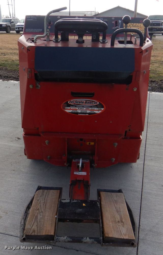 image for item IM9649 2014 Toro Dingo TX525  compact utility loader