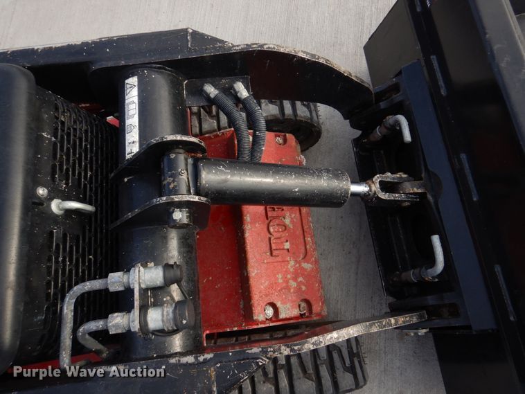 image for item IM9649 2014 Toro Dingo TX525  compact utility loader