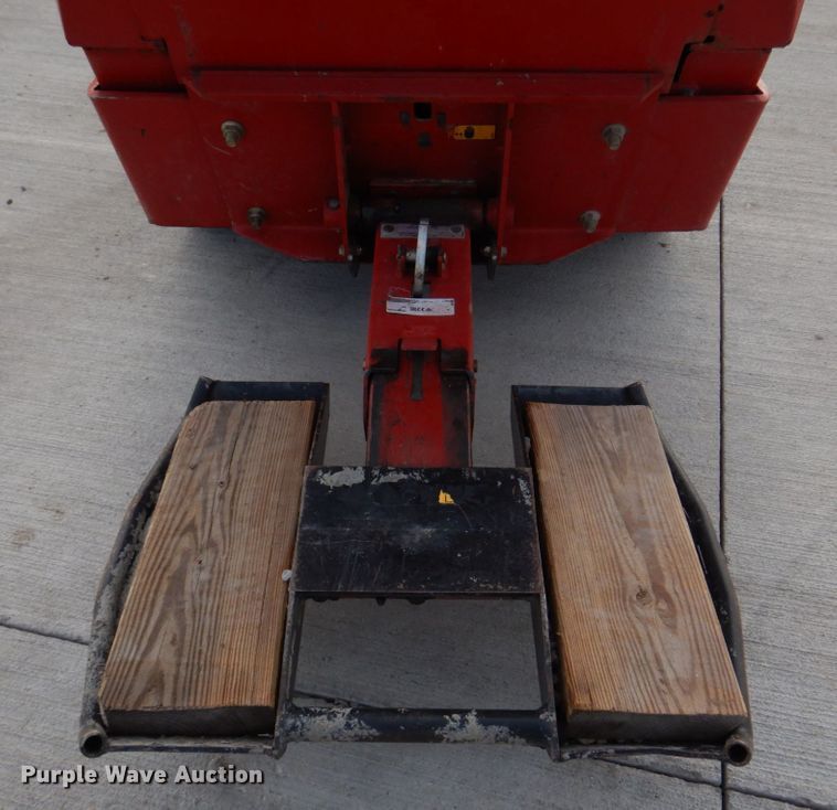 image for item IM9649 2014 Toro Dingo TX525  compact utility loader