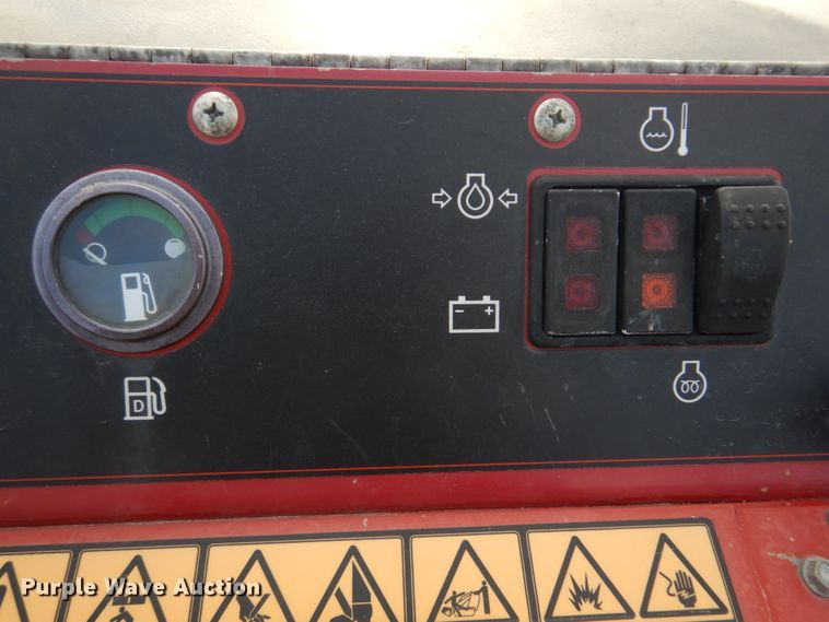 image for item IM9649 2014 Toro Dingo TX525  compact utility loader