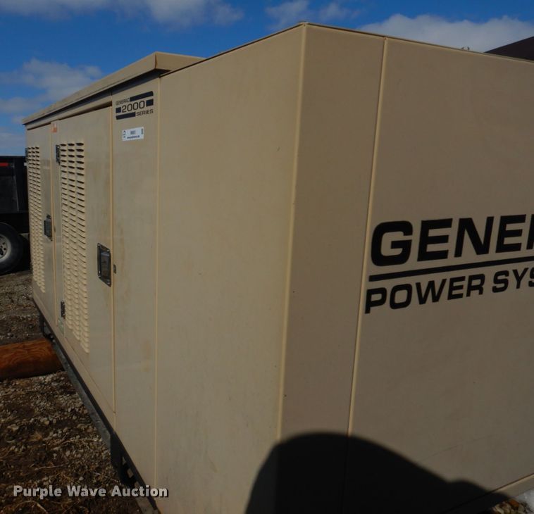 image for item IM9651 Generac 2000 Series  generator
