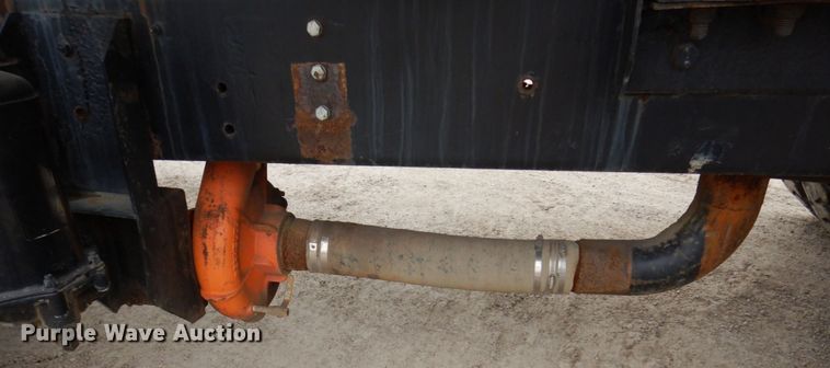 image for item IM9775 2006 International 7600  water truck