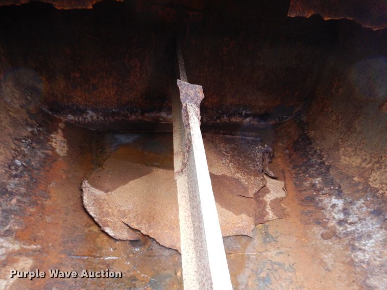 image for item IM9775 2006 International 7600  water truck