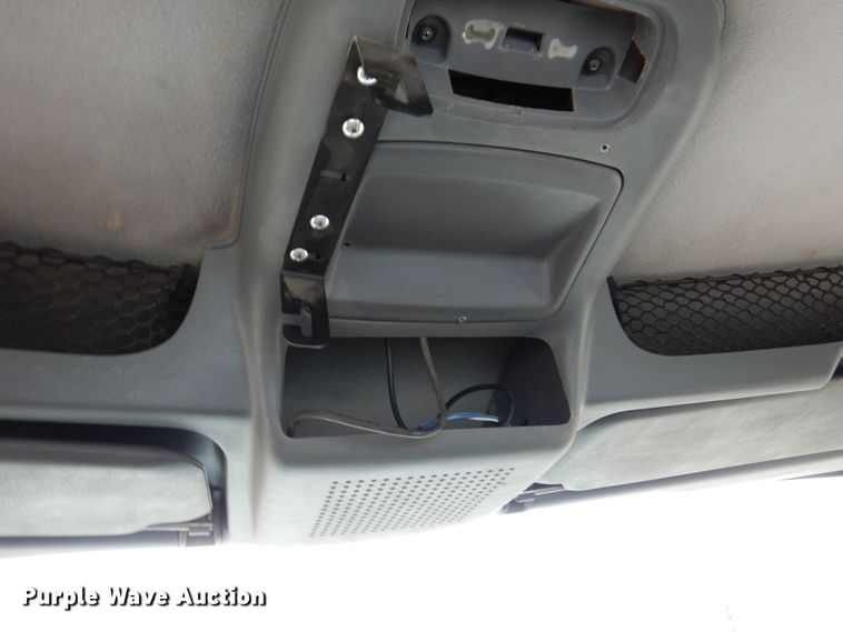 image for item IM9775 2006 International 7600  water truck