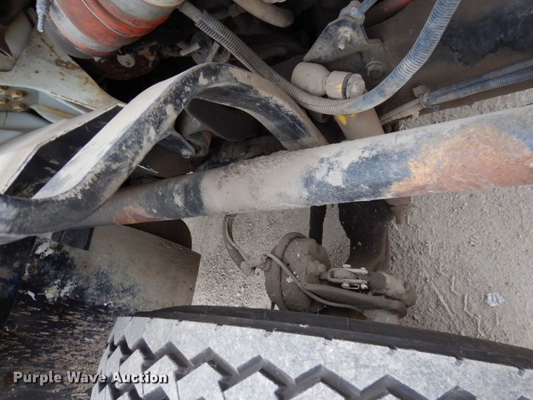 image for item IM9775 2006 International 7600  water truck