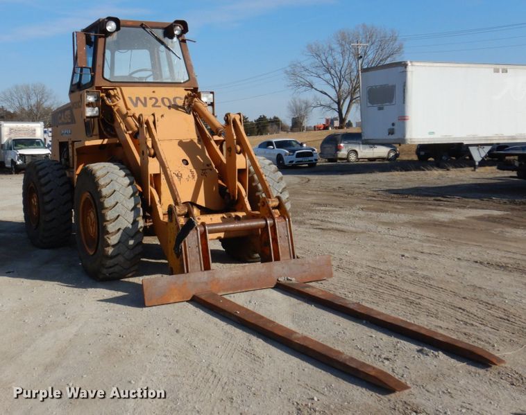 image for item IM9832 1987 Case W20C  wheel loader