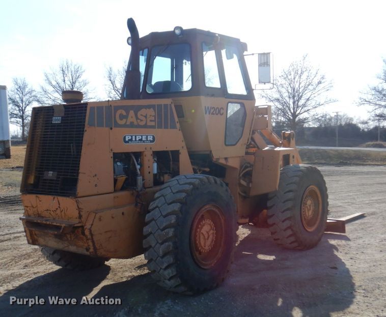 image for item IM9832 1987 Case W20C  wheel loader