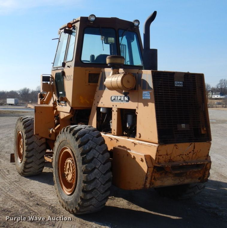 image for item IM9832 1987 Case W20C  wheel loader