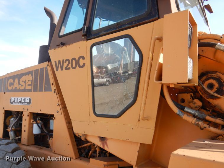 image for item IM9832 1987 Case W20C  wheel loader