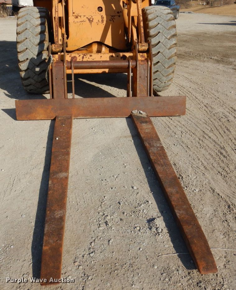 image for item IM9832 1987 Case W20C  wheel loader