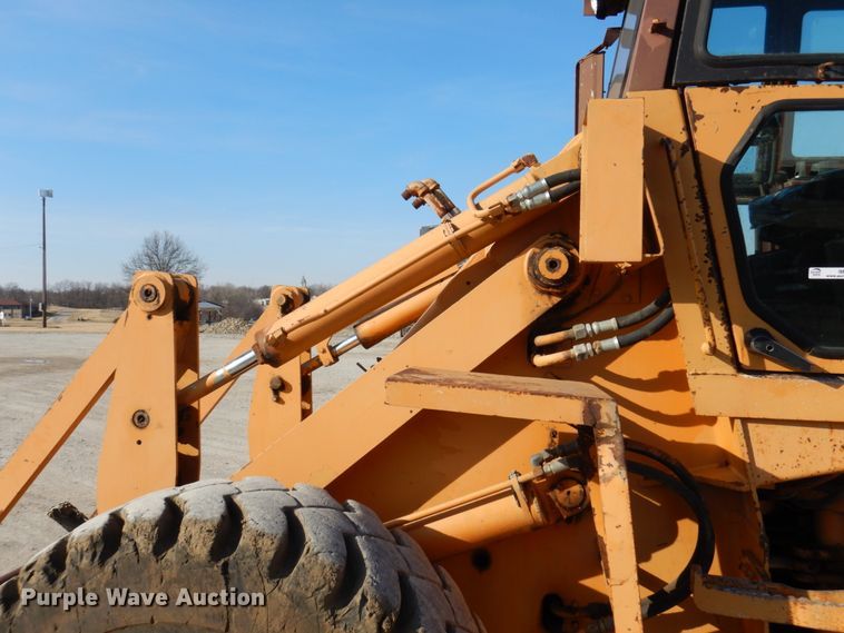 image for item IM9832 1987 Case W20C  wheel loader