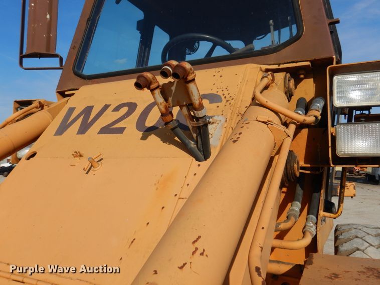 image for item IM9832 1987 Case W20C  wheel loader